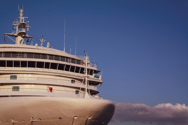 Évasion de rêve : découvrez pourquoi la côte d'azur est votre prochaine destination vacances irrésistible !